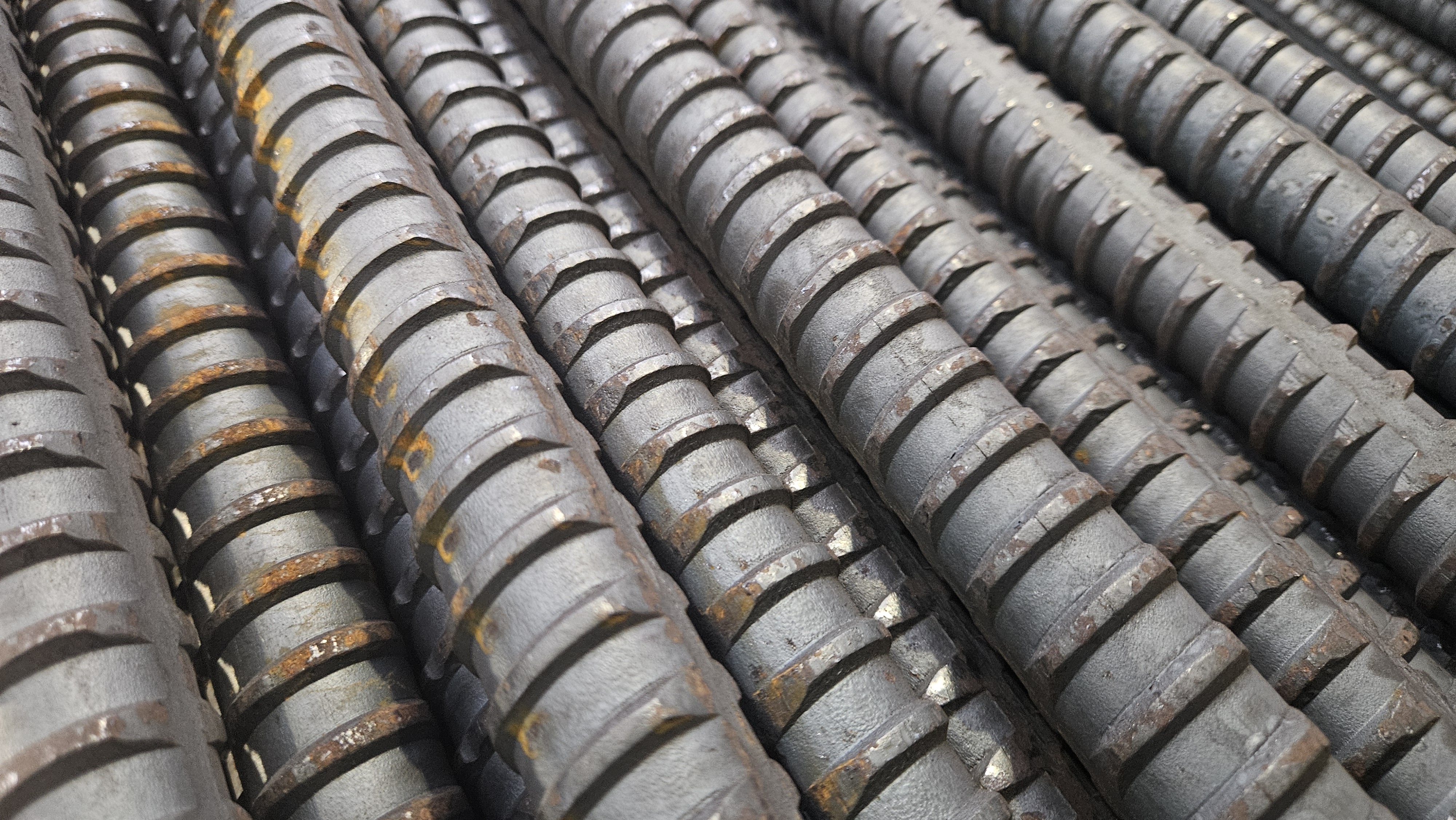 Reidbar 500E threaded reinforcing bar